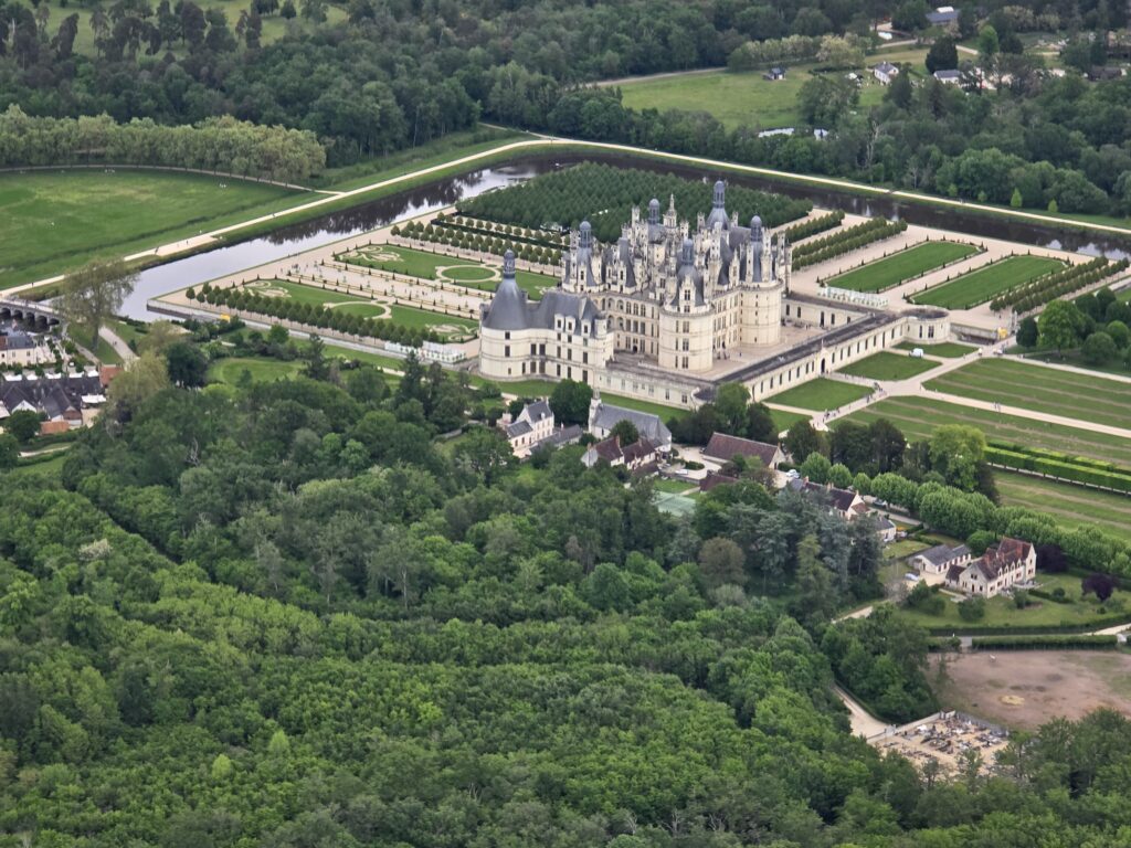Vue aérienne du château de Chambord